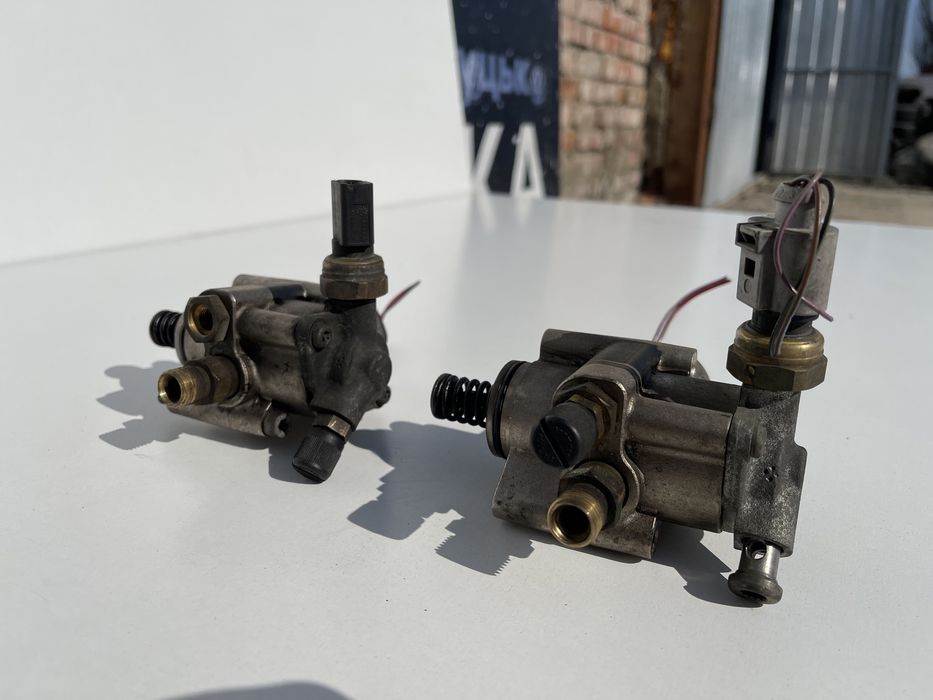 Тнвд топливный насос паливний насос Пассат Б6 2.0 TFSI 06F 127 025F
