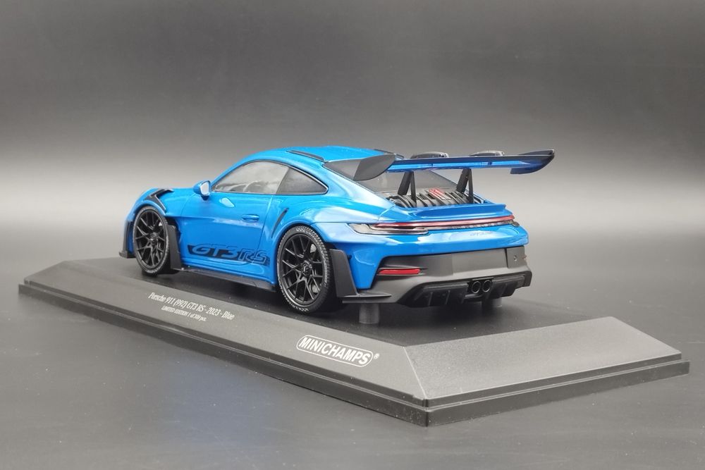 1:18 Porsche 911 992 GT3 RS Blue with Black Wheels & Decor Minichamps