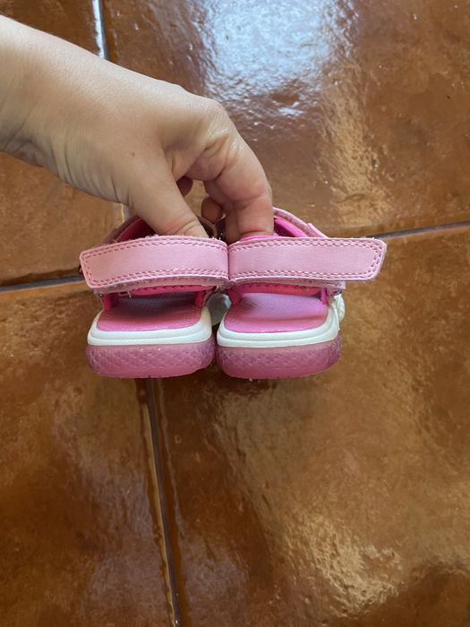 Sandalias Zippy para bebe menina