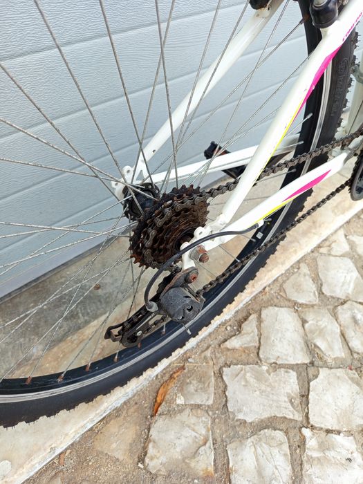 Bicicleta senhora roda 26