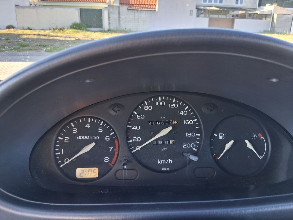 Nissam micra 1.0 , 16 V de 1997