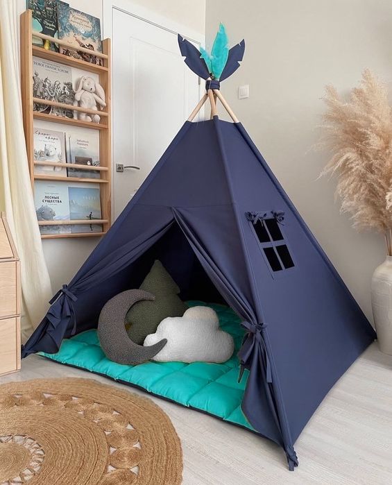 Вігвам дитячий. Намет в наявності. Будиночок для ігор для хлопчика чи