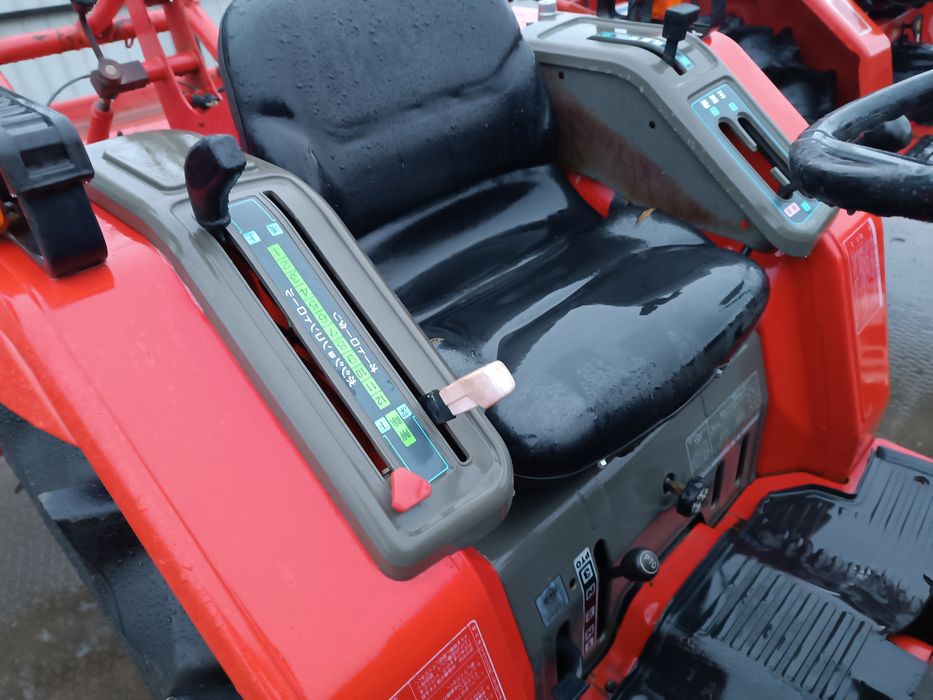 Японський мінітрактор.Трактор.