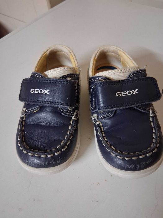 Sapato azul marinho Geox 22