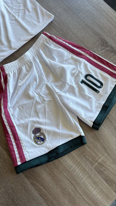 Equipamento de Criança - Real Madrid (Mbappe 10)