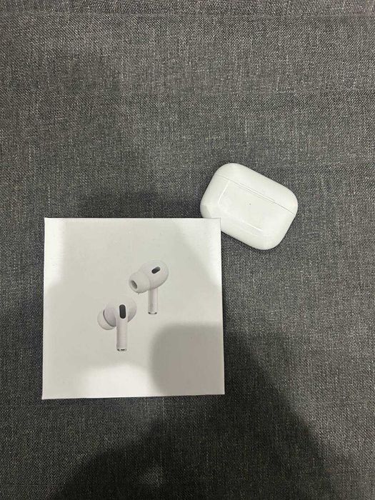 продам навушники AirPods Pro 2