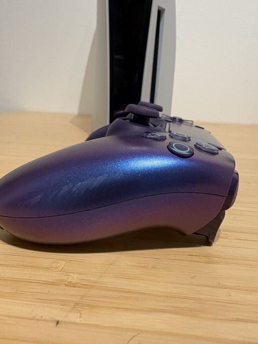 Ps5 com leitor de discos e comando