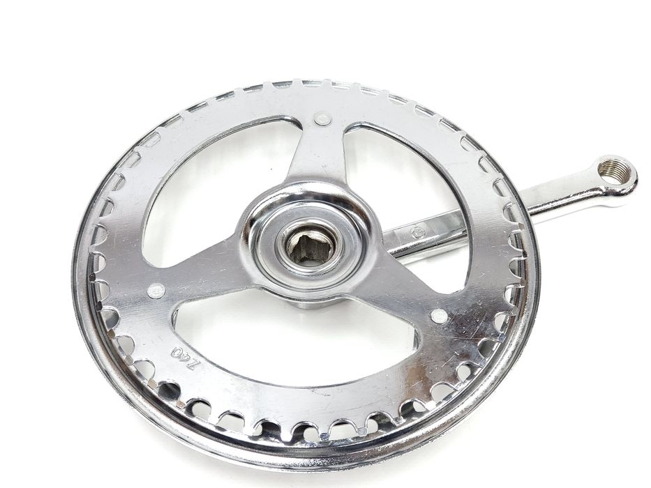NOWA Korba prawa na kwadrat 40 zębów 16,3 cm Romet Universal PRL