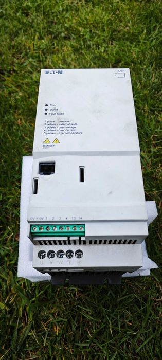 Falownik Eaton DE1 3kW