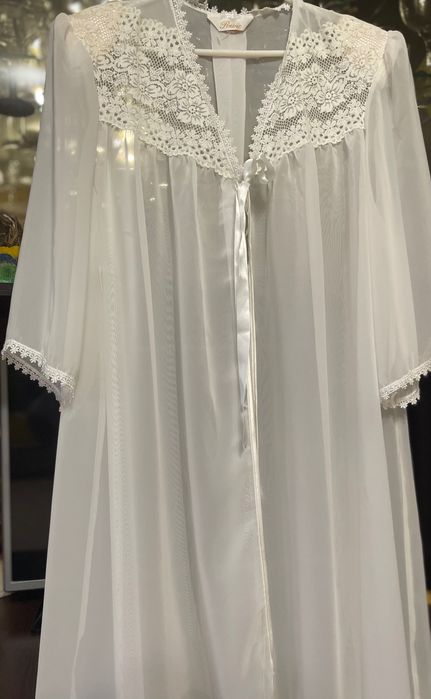 Напівпрозорий халат