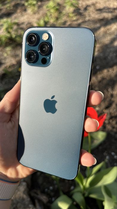 Продам IPhone 12 Pro 256 GB,б/у