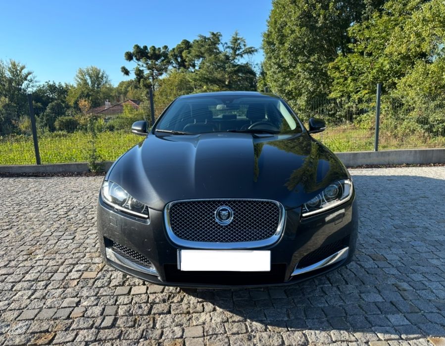 Jaguar XF 2.2d Luxury Auto.