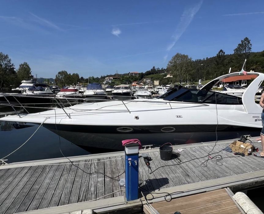 Cruisers Yachts 3175 Rogue | 2x Diesel | Refit 2025 | Gerador