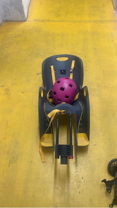 Fotelik fowerowy i kask S. 52-54