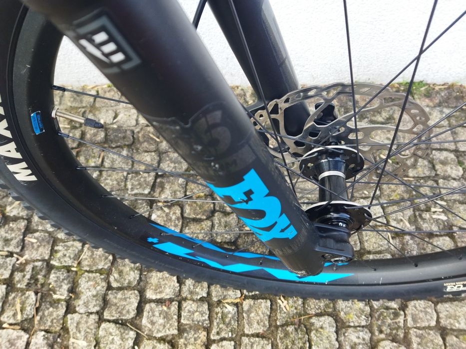 Bicicleta elétrica Giant Trance E+ Pro