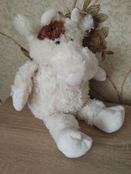 Мягкая игрушка, маленький бычок.