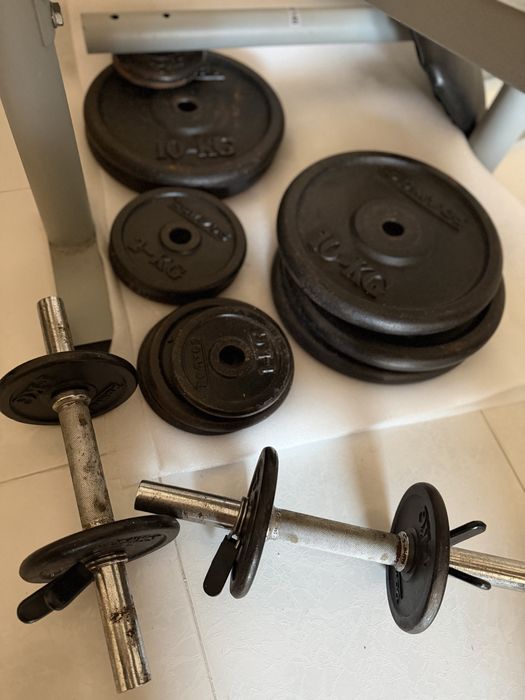 Conjunto completo de ginásio Domyos – banco, pesos e barras