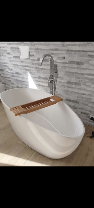 Banheira moderna+kit duche