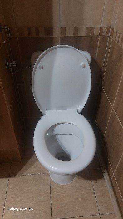 kompakt WC,  miska WC stojąca ze zbiornikiem (spłuczką)