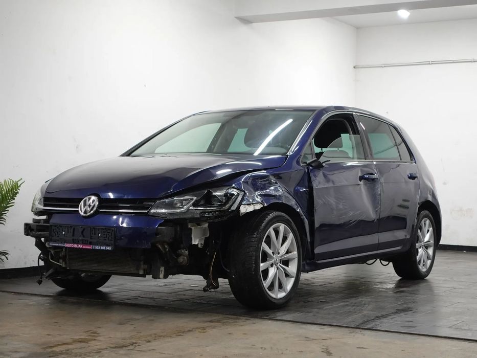 Volkswagen Golf 2.0TDI 150PS HIGHLINE / Uszkodzony-jeżdżący - AUTO BIJAK