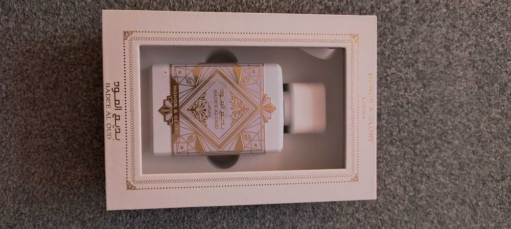 Lattafa Bade'e Al Oud Honor & Glory Woda perfumowana