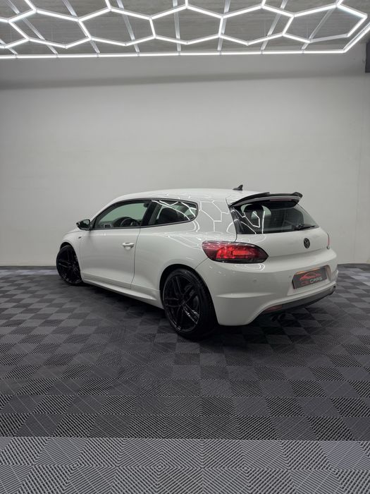 VOLKSWAGEN SCIROCCO 2.0TDI R-Line