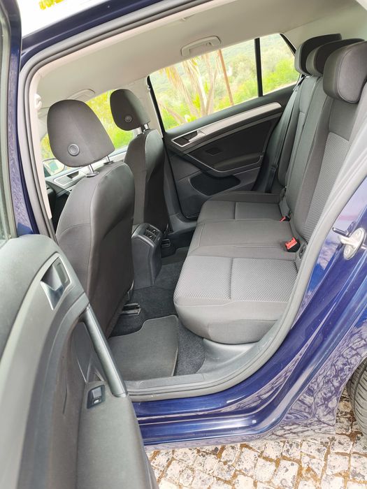 Volkswagen Golf VII