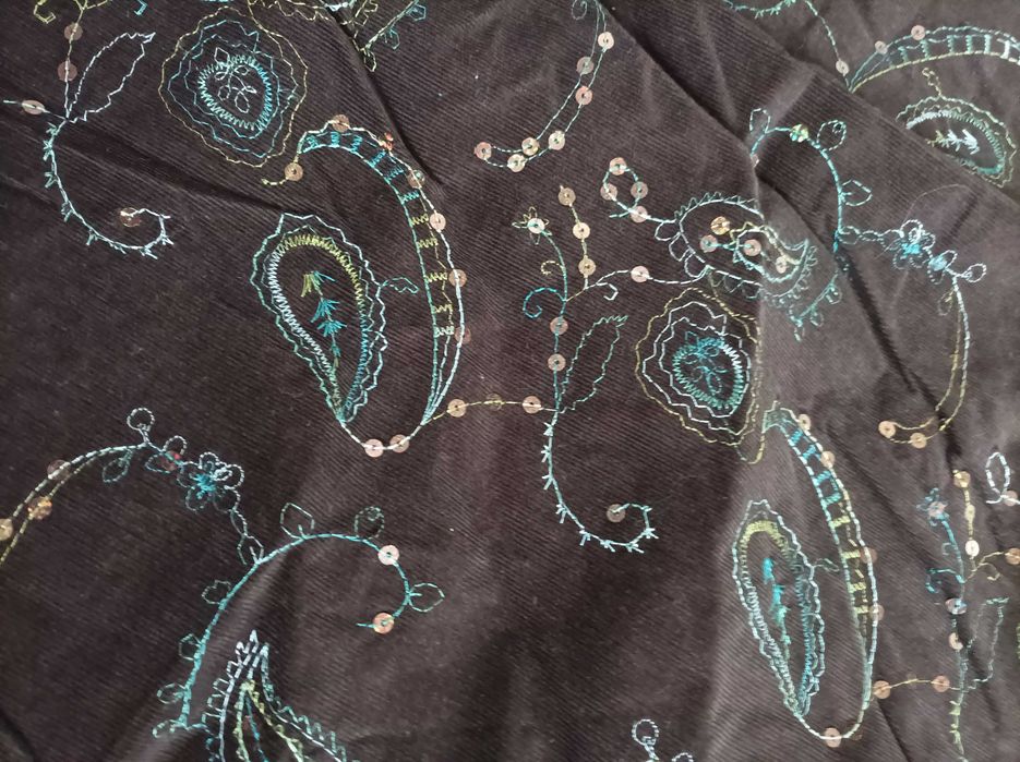 Kupon materiału sztruks, ciemny brąz, cekiny