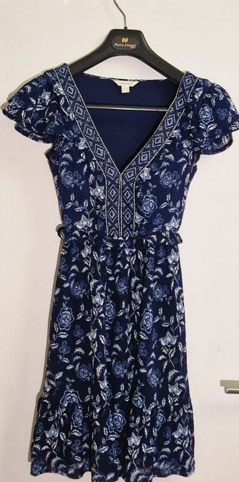 Vestidos, macacão, casacos...varias peças