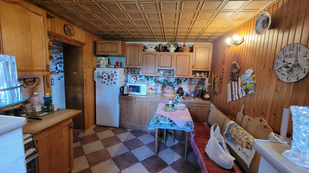 Здам кімнату в особняку.
