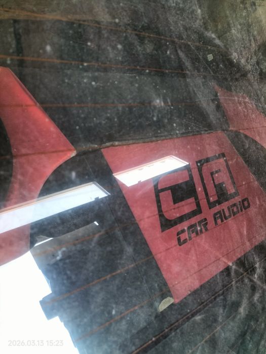 Автоакустика в наявності багато чого