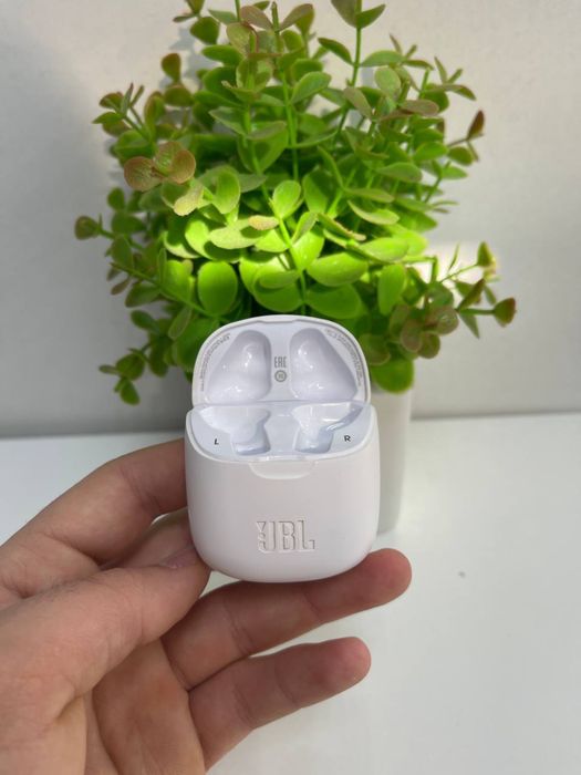 Зарядний кейс для навушників JBL TUNE 225 TWS