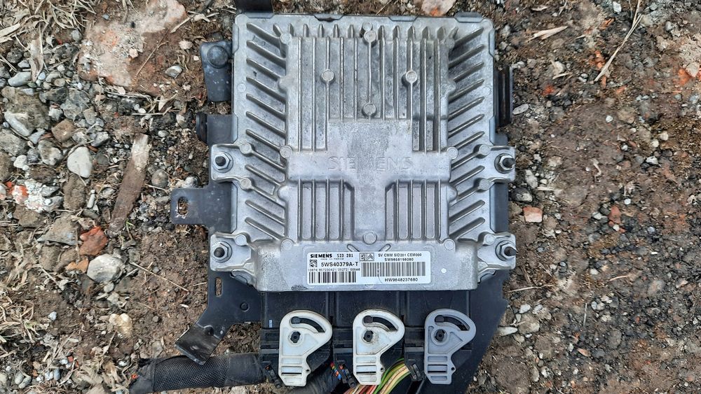 komputer silnika 607 lift 2.7 v6 hdi sprawny 100%