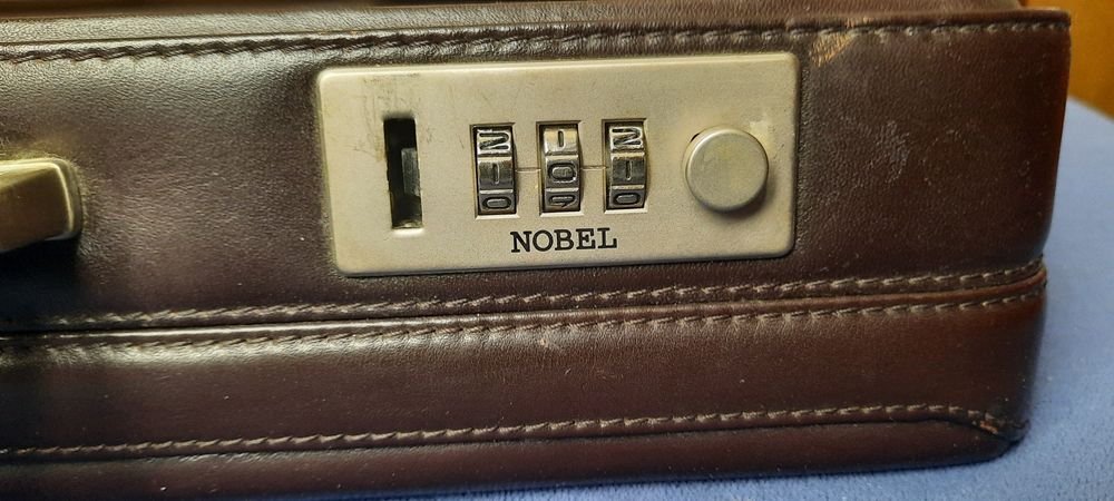 Дипломат-чемодан Nobel