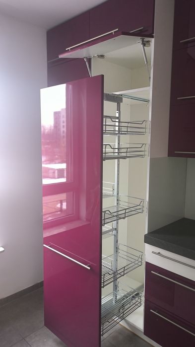 Kuchnia ze sprzętami AGD