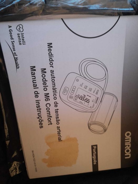 OMRON-Medidor automático de tensão arterial - Modelo M6 Comfort