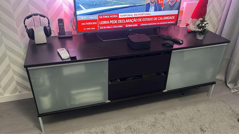 Movel ikea em bom estado