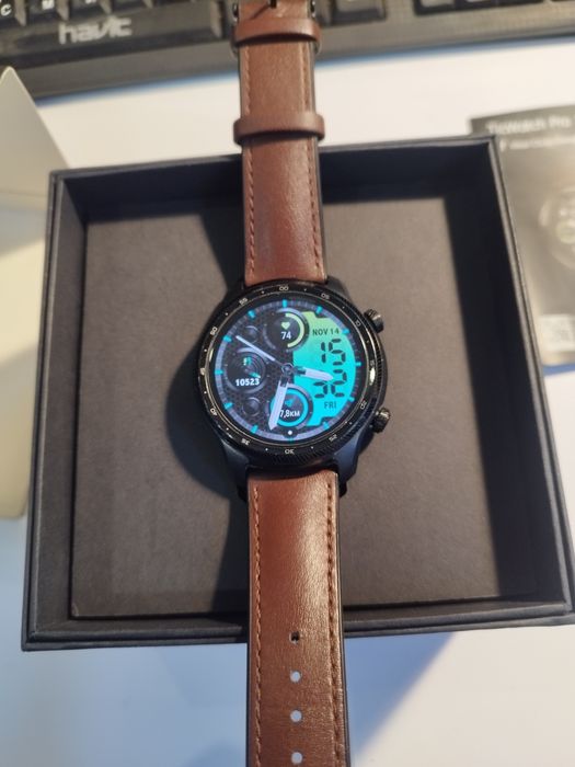 Mobvoi Ticwatch 3 pro Ultra  GPS  LTE+eSim