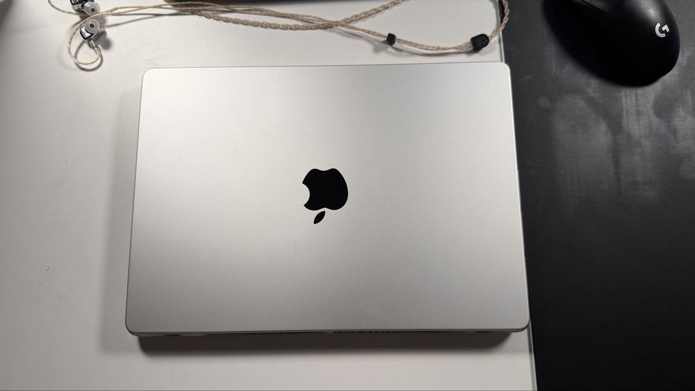 Macbook M1 Pro 14 ecrã nao funciona