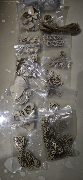 VGOODALL drewniana dekoracja serca,plus wstążki  jutowe