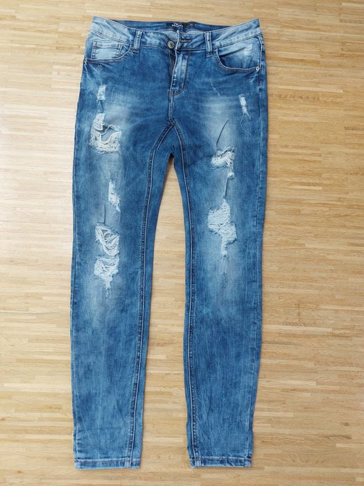 Spodnie jeansowe NewYorker rozm. W31 (40 L)