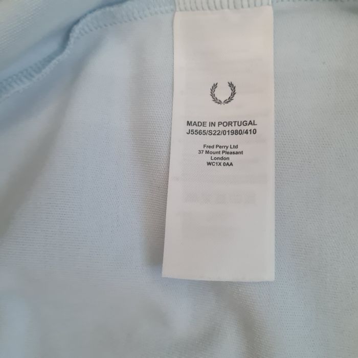 Продам кофту Fred Perry M
