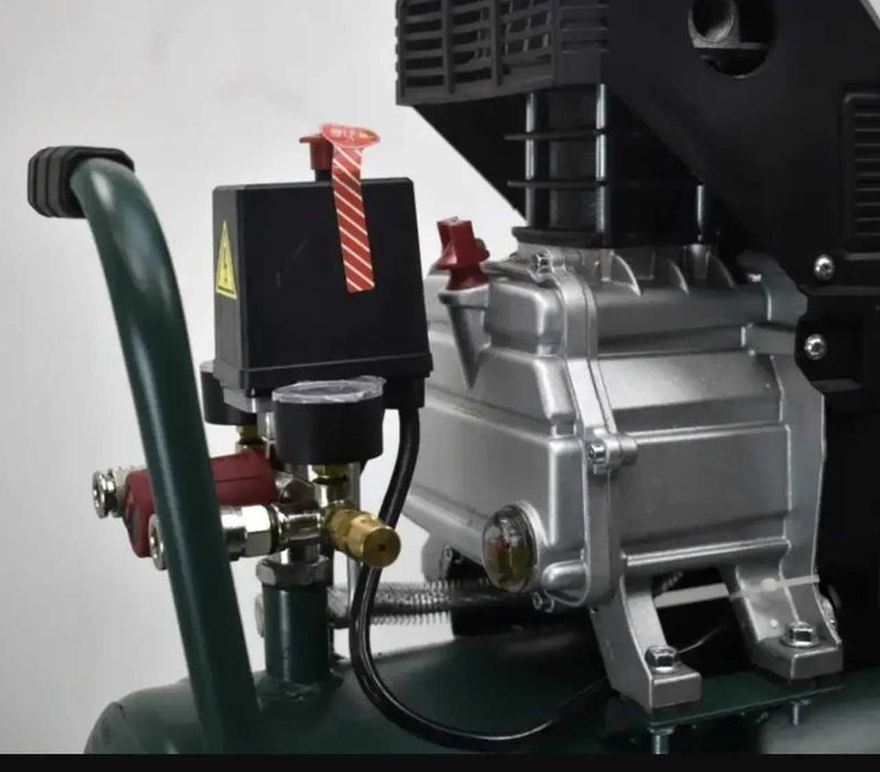 Компрессор електричний PARKSIDE PKO 24 B2, 24 л, 1,8 кВт