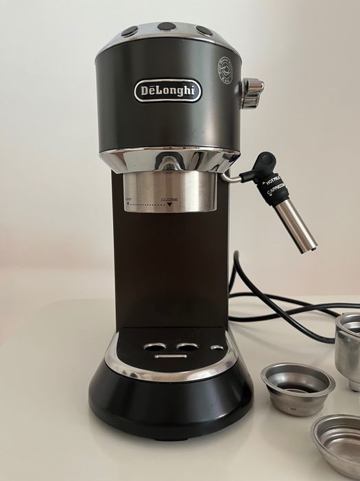 Máquina de café DELONGHI