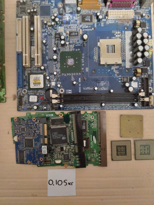 Плати радіодеталі