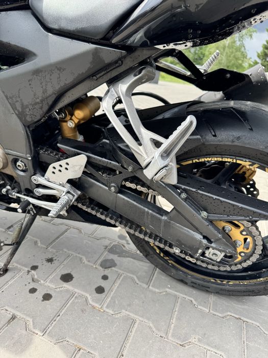 Продам Kawasaki Ninja zx10r