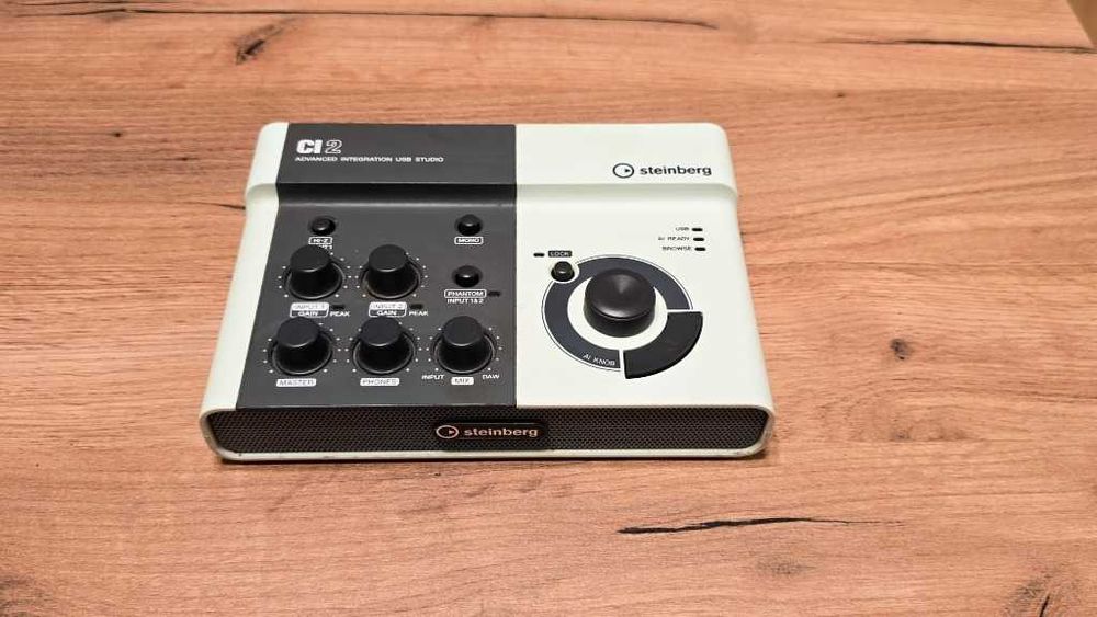 Interfejs audio Steinberg CI2 – 2 wejścia XLR/Jack, kontroler Cubase