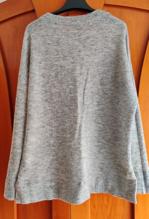 Damski sweter solar w rozmiarze 42.