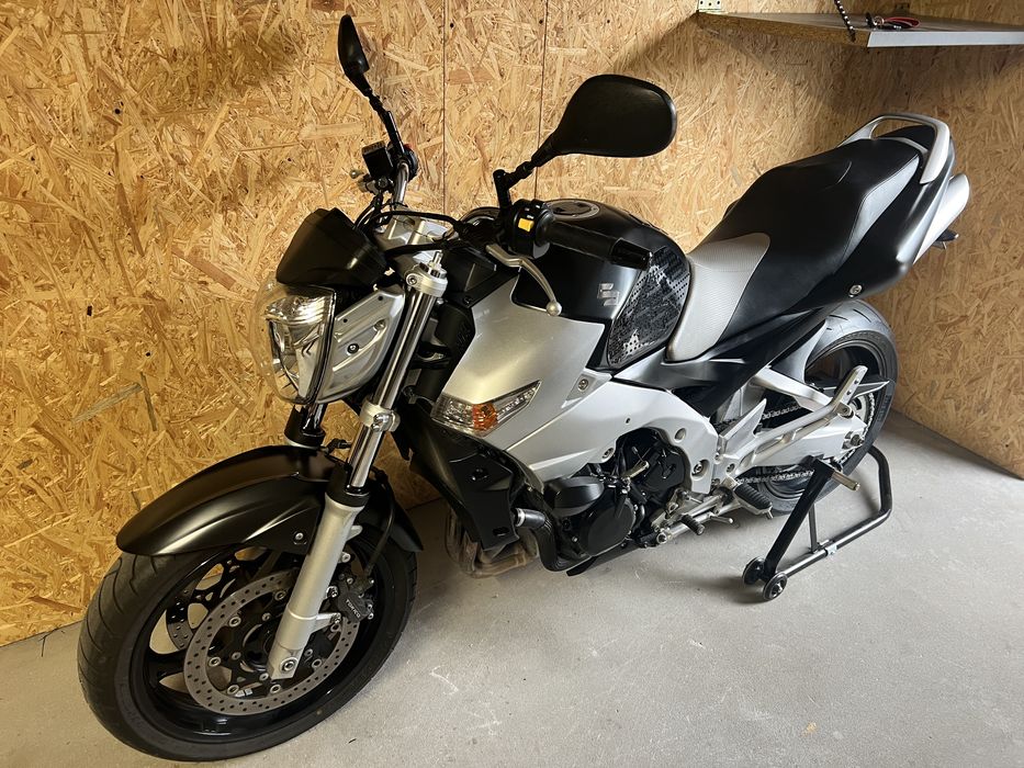Motocykl Suzuki GSR 600 Zadbany