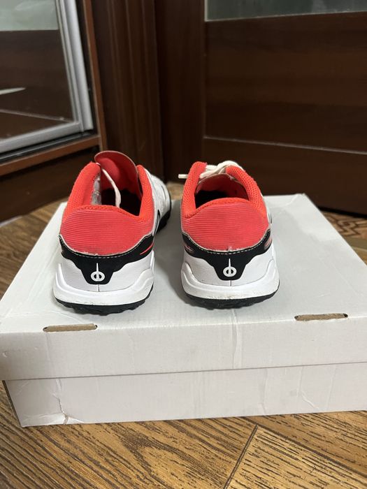 Продам фудзалки бутси Nike 35р.